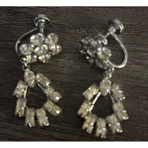 Vintage Sterling Star Art Signed Screw Back Earrings